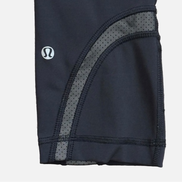 Lululemon Run Inspire Crop Leggings Size 4 Side Pockets - Picture 8 of 11